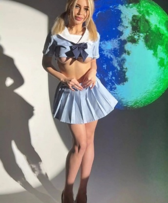 Соблазнительная и страстная красавица расскажет тебе тайны настоящего удовольствия. Позволь себе быть счастливым! 1906, 24 года